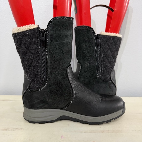 Woolrich Black and Gray Winter Boots size 8 - Picture 3 of 9